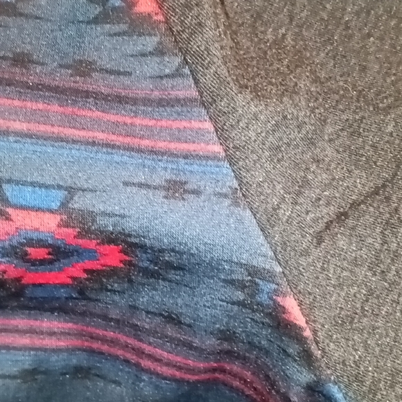 🆕 Simply Southern | Aztec Hoodie Sweatshirt Charcoal Grey & Coral Size Small - Picture 8 of 10